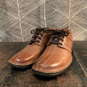 Tan Clarks Dressy Casual Men’s shoes